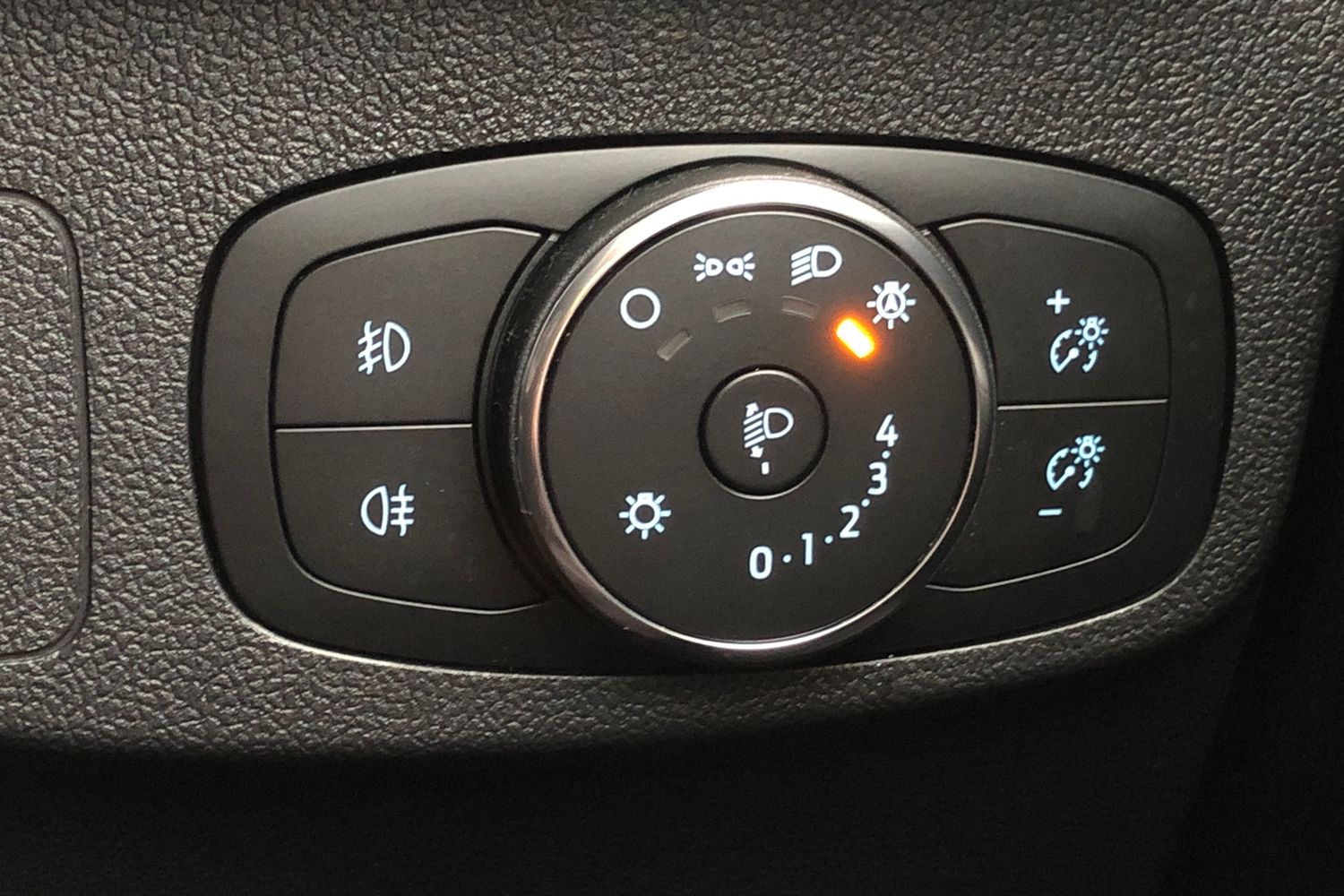 Used Ford Focus 2022 for sale - 76488389: Photo 19