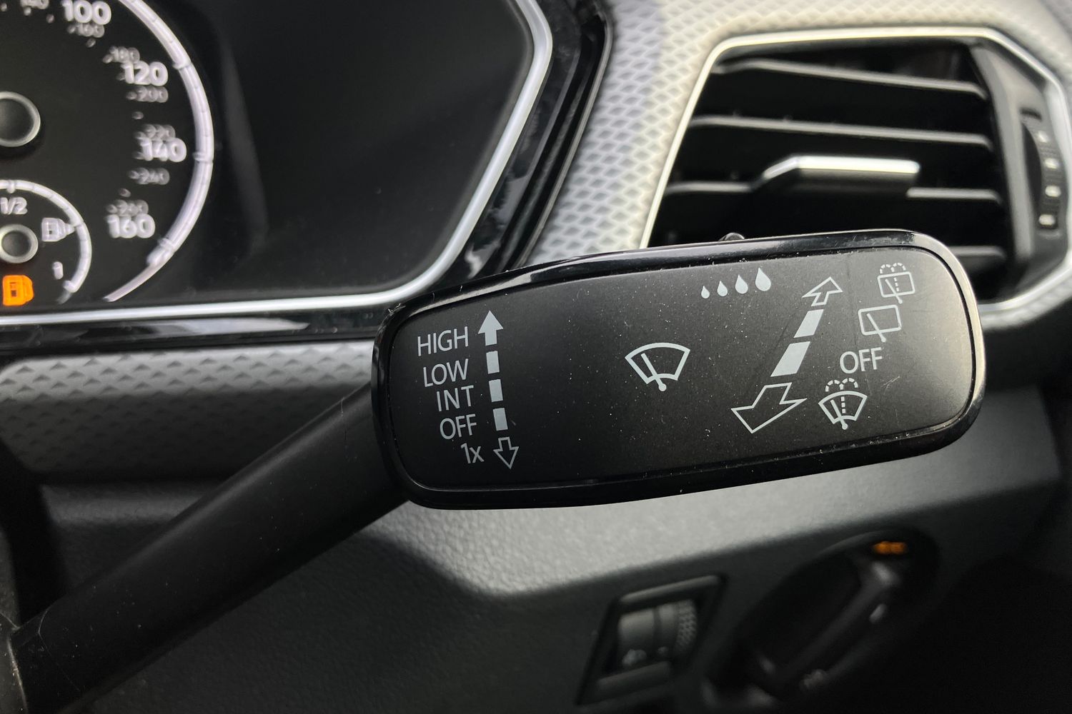 Used Volkswagen T-Cross 2021 for sale - 77294435: Photo 18