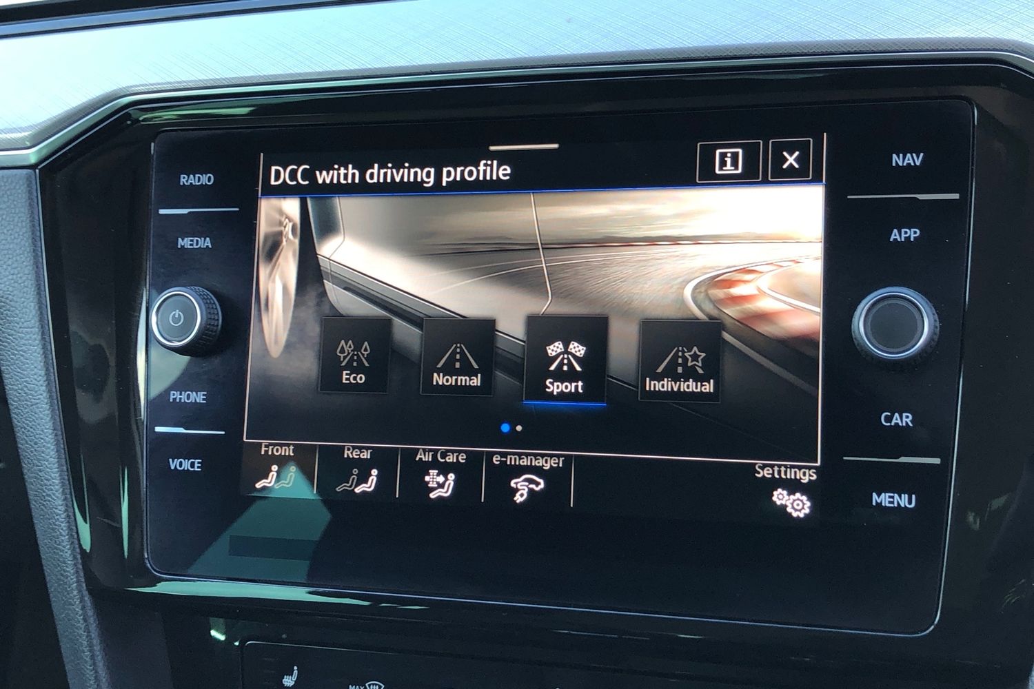 Used Volkswagen Passat 2021 for sale - 77334394: Photo 14