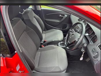 Used Volkswagen Polo 2015 for sale - 78961347: Photo