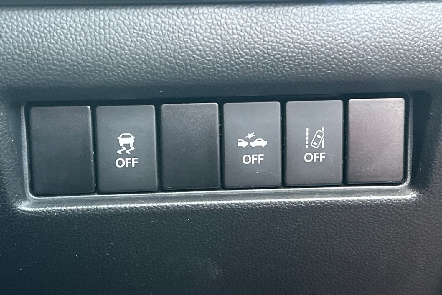 Used Suzuki Swift 2018 for sale - 77502205: Photo 17