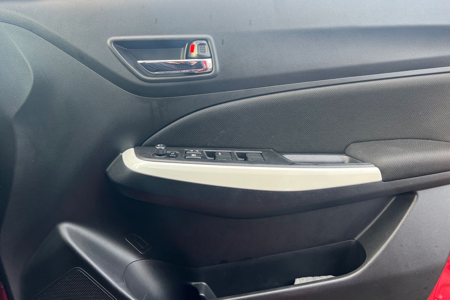 Used Suzuki Swift 2018 for sale - 77502205: Photo 18