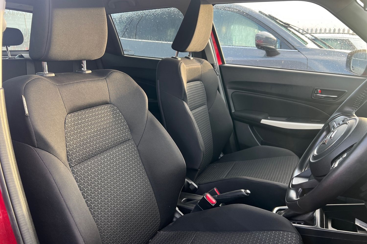 Used Suzuki Swift 2018 for sale - 77502205: Photo 19