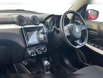 Used Suzuki Swift 2018 for sale - 77502205: Photo