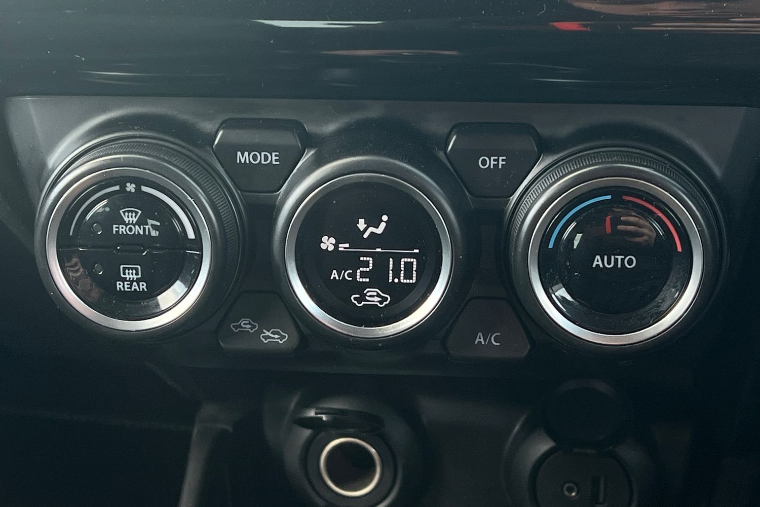 Used Suzuki Swift 2018 for sale - 77502205: Photo 9