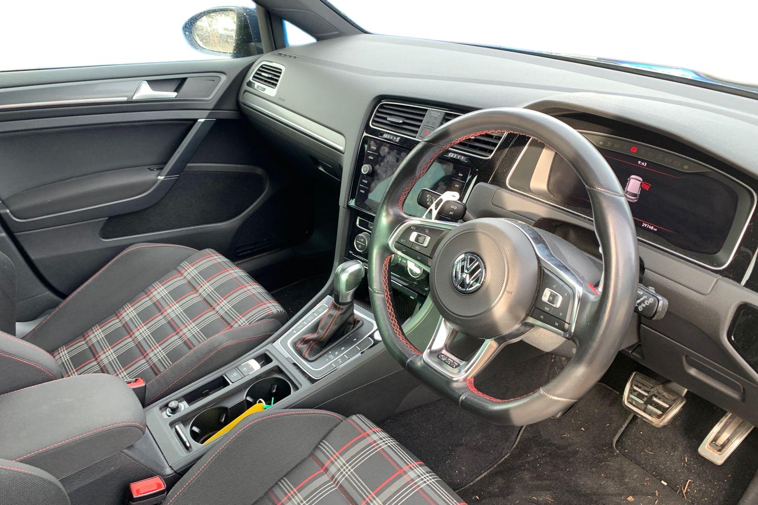 Used Volkswagen Golf 2019 for sale - 77571040: Photo 3