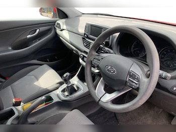 Used Hyundai i30 2018 for sale - 78497707: Photo
