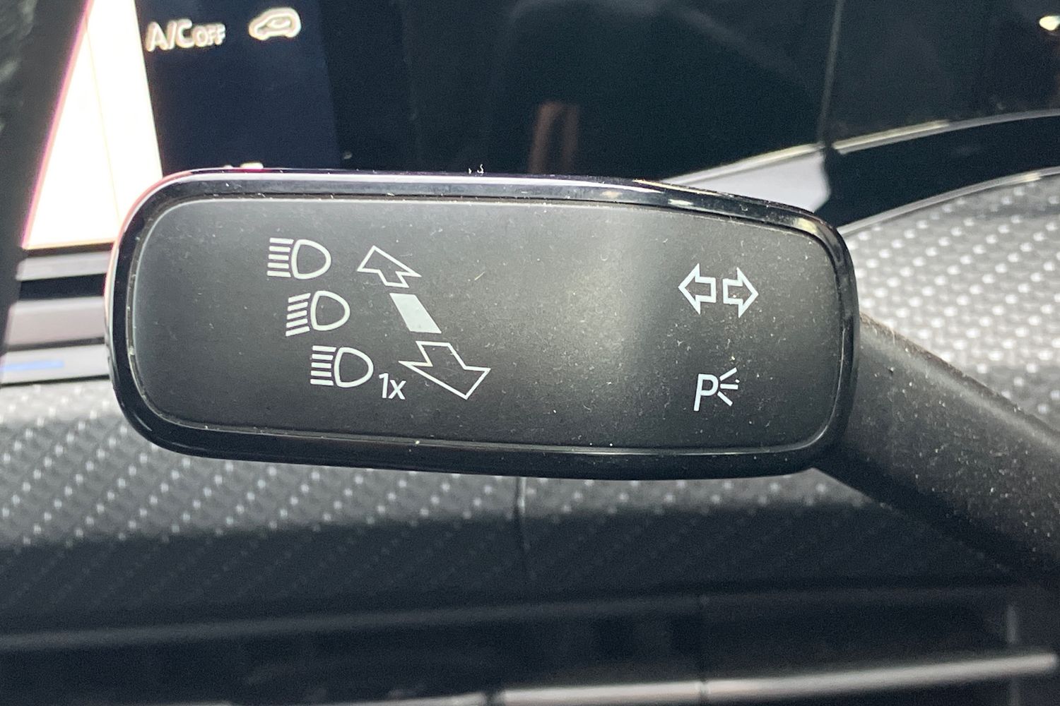 Used Volkswagen Golf 2021 for sale - 76442633: Photo 14