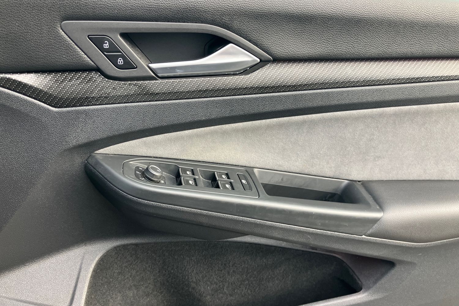 Used Volkswagen Golf 2021 for sale - 76442633: Photo 18