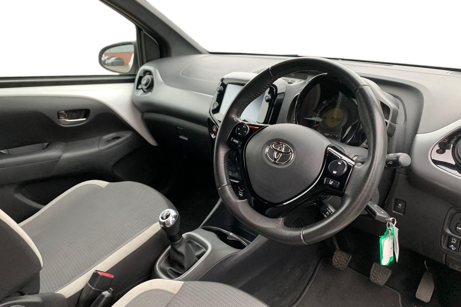Used Toyota AYGO 2021 for sale - 76502995: Photo 3