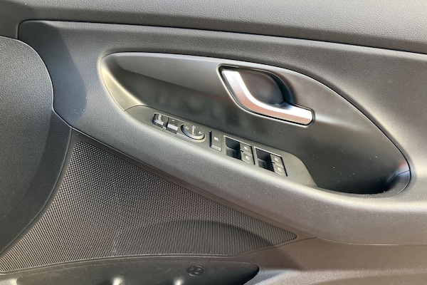 Used Hyundai i30 2017 for sale - 75983470: Photo 17