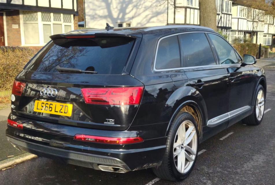 Used Audi Q7 2016 for sale - 77601663: Photo 2
