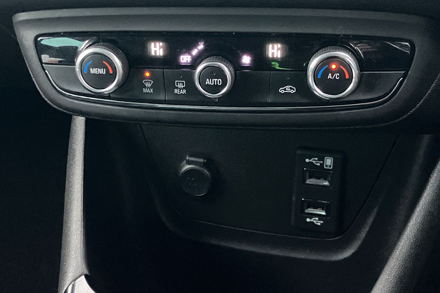 Used Vauxhall Crossland X 2020 for sale - 76828058: Photo 12