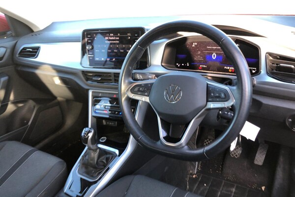 Used Volkswagen T-Roc 2022 for sale - 76006876: Photo 3