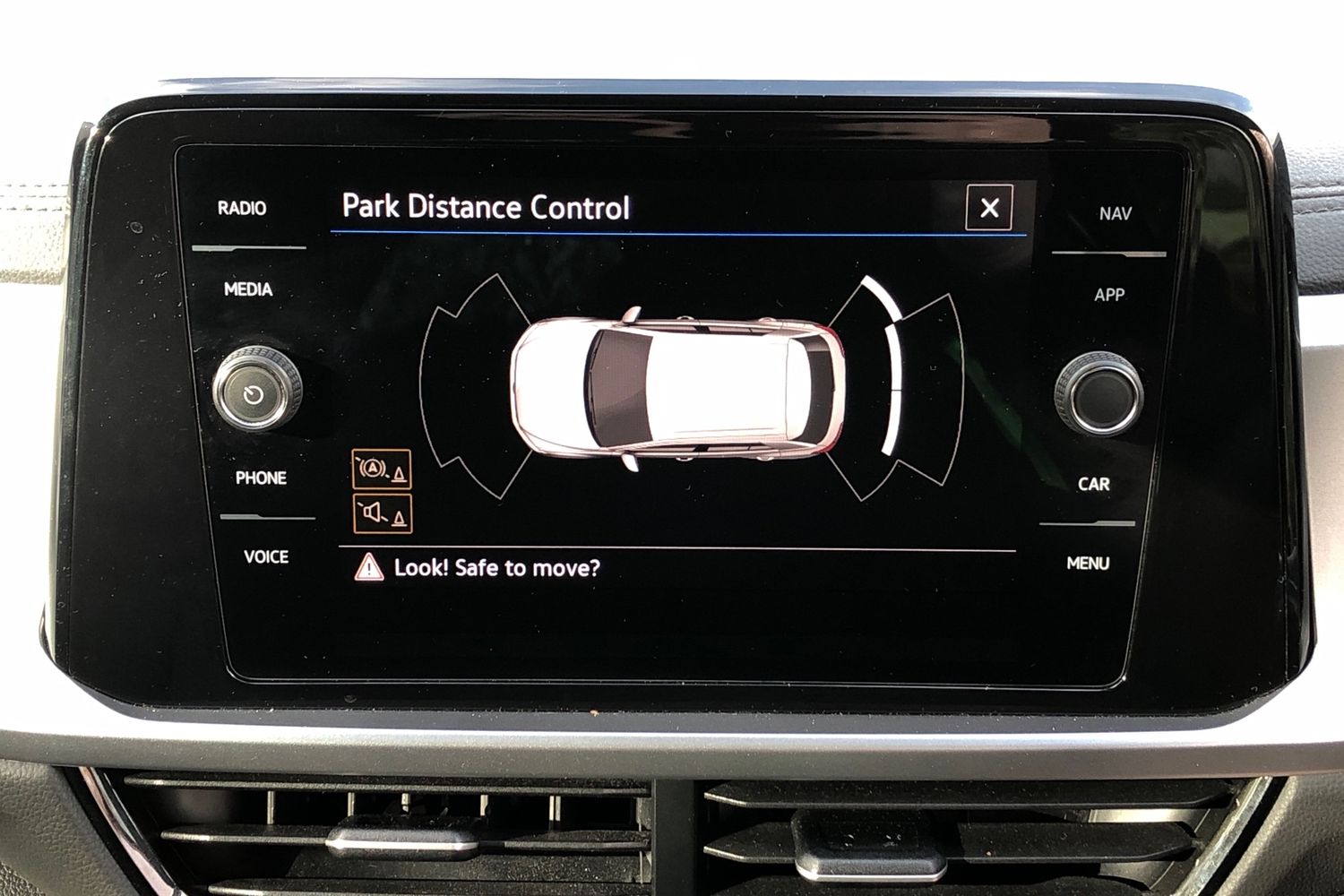 Used Volkswagen T-Roc 2022 for sale - 76006876: Photo 8