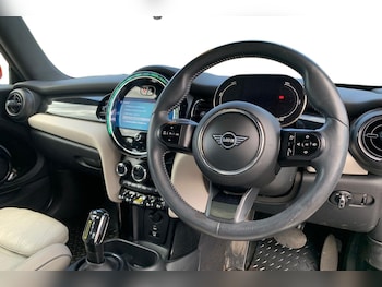 Used MINI Hatch 2021 for sale - 79355224: Photo