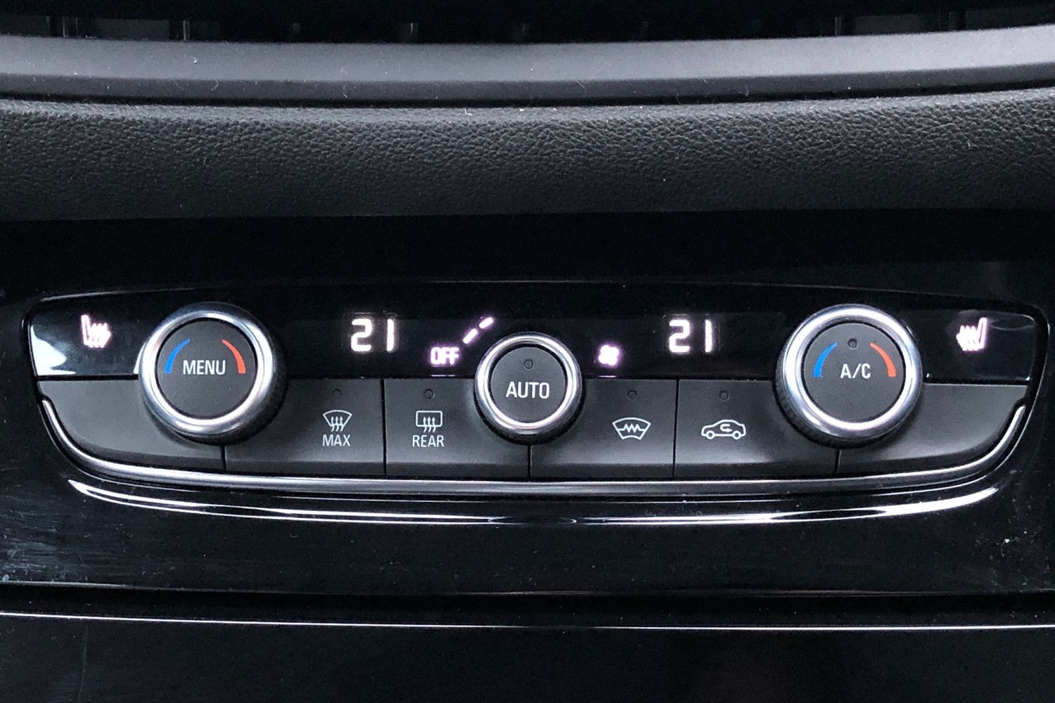 Used Vauxhall Grandland 2023 for sale - 77565815: Photo 14