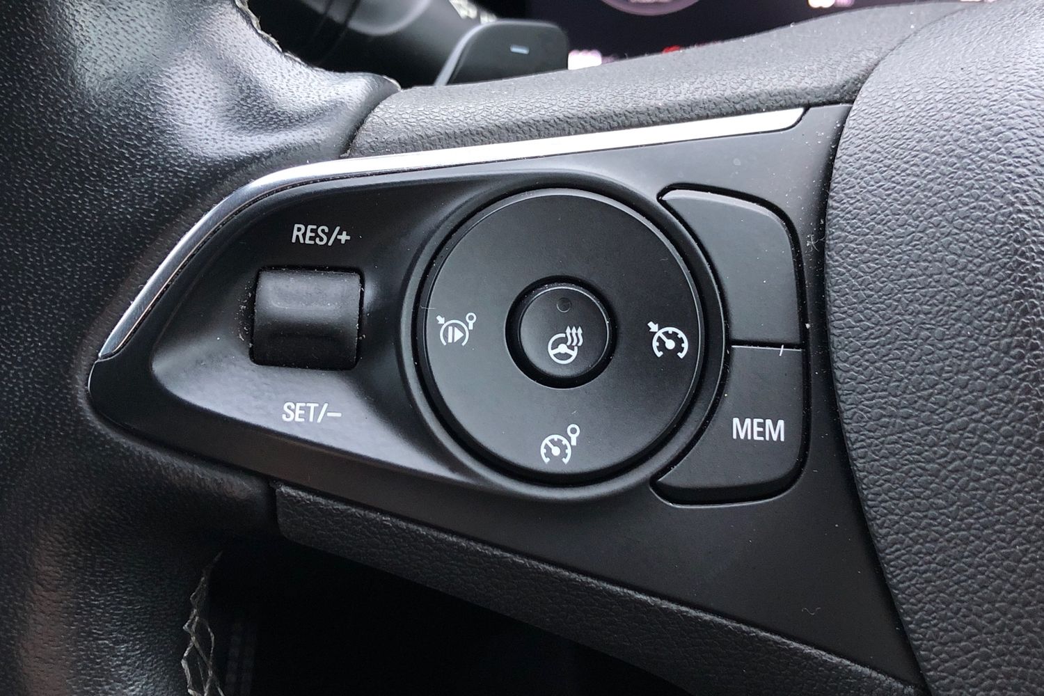 Used Vauxhall Grandland 2023 for sale - 77565815: Photo 6