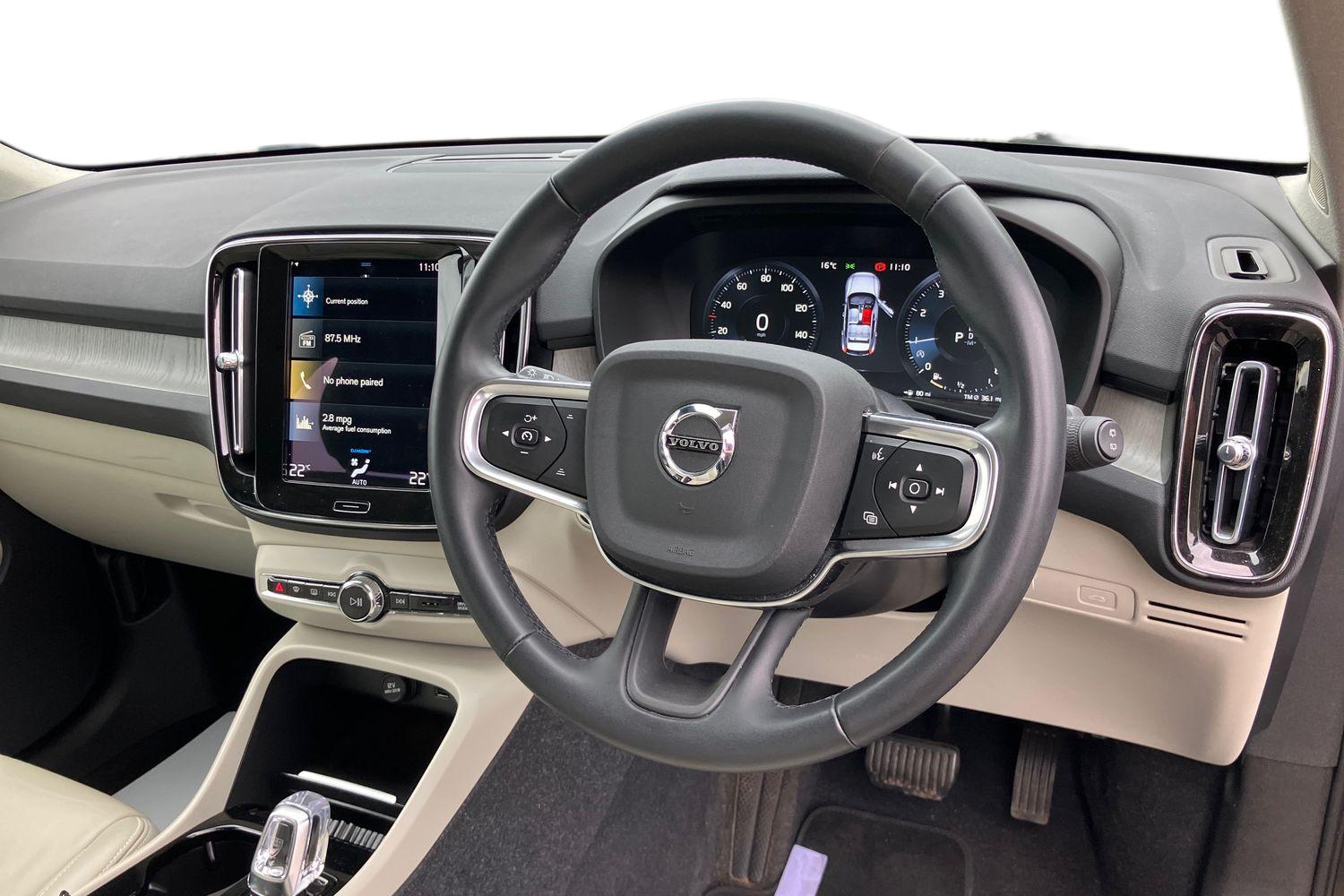 Used Volvo XC40 2021 for sale - 76133668: Photo 3