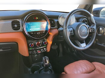 Used MINI Hatch 2023 for sale - 77383325: Photo