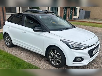 Used Hyundai i20 2019 for sale - 78673663: Photo