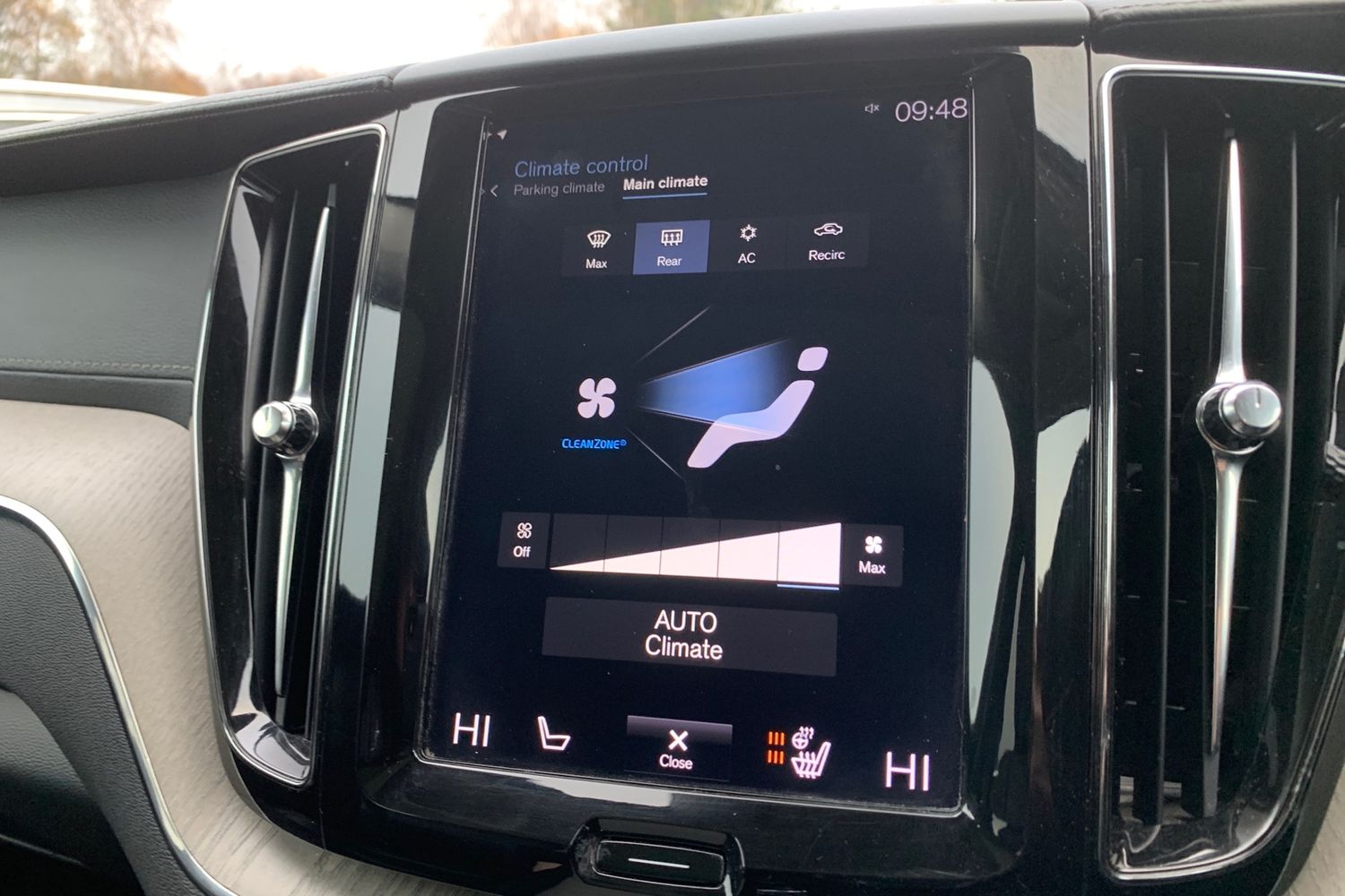 Used Volvo XC60 2019 for sale - 76723729: Photo 10