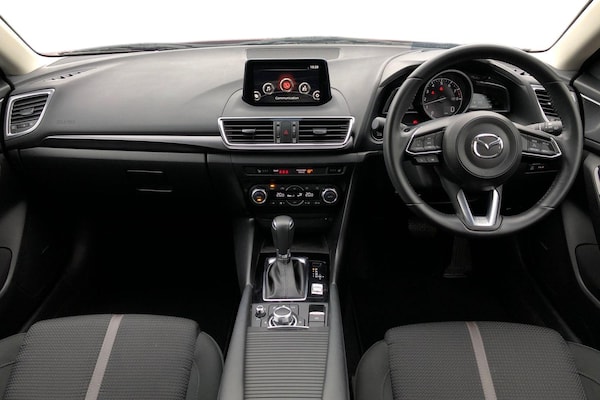 Used Mazda Mazda3 2018 for sale - 76133671: Photo 3