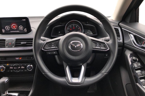 Used Mazda Mazda3 2018 for sale - 76133671: Photo 5