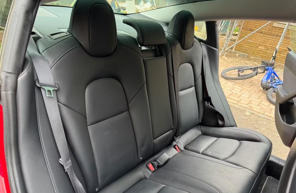 Used Tesla Model 3 2020 for sale - 78069960: Photo 4