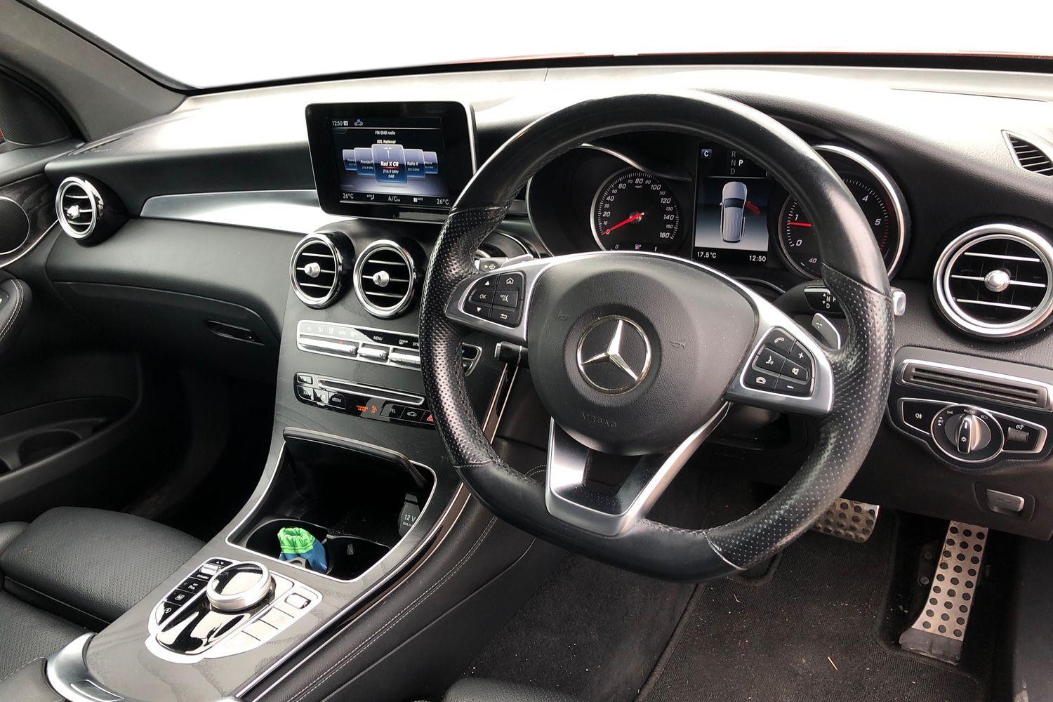 Used Mercedes-Benz GLC 2018 for sale - 76115193: Photo 3