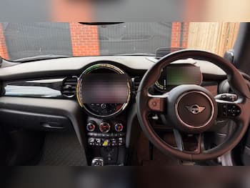 Used MINI Hatch 2023 for sale - 79663562: Photo
