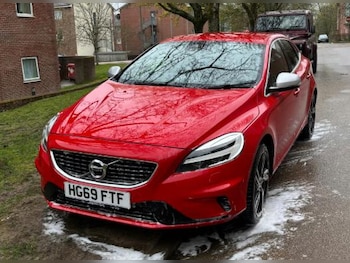 Used Volvo V40 2019 for sale - 78488804: Photo
