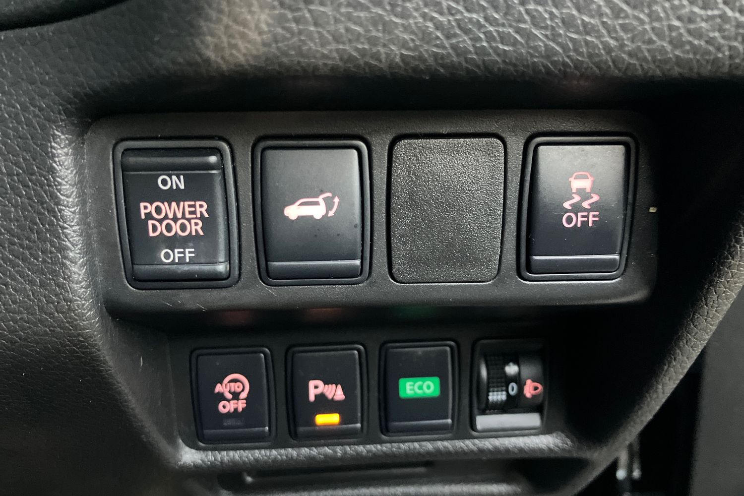 Used Nissan X-Trail 2017 for sale - 76876136: Photo 20