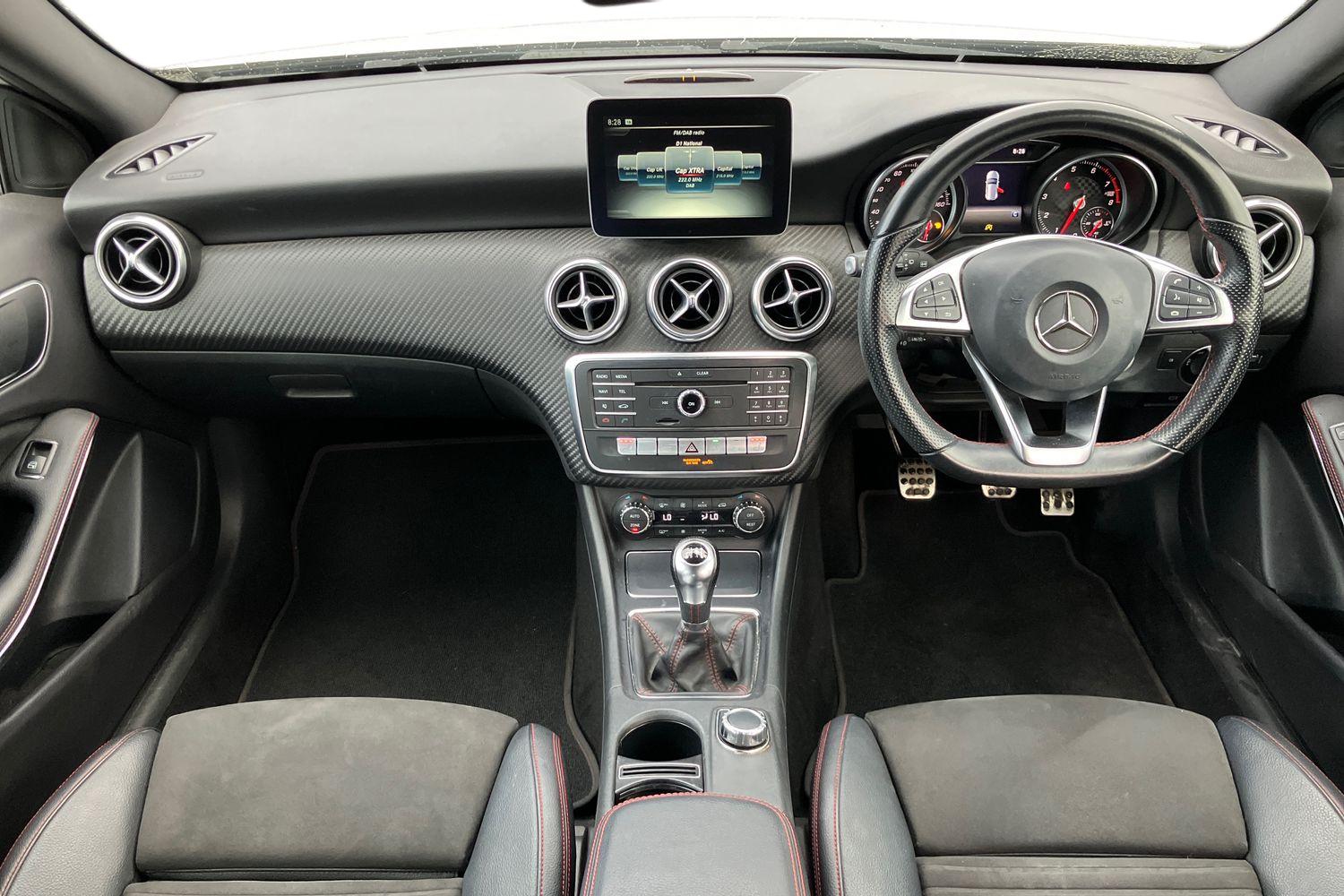 Used Mercedes-Benz A-Class 2017 for sale - 76272502: Photo 3