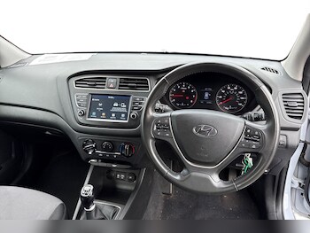 Used Hyundai i20 2019 for sale - 76460994: Photo