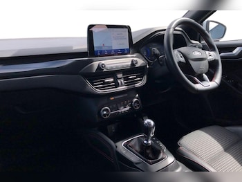 Used Ford Focus 2021 for sale - 79482940: Photo
