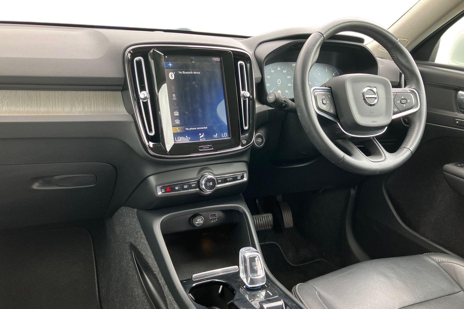 Used Volvo XC40 2019 for sale - 76961498: Photo 2