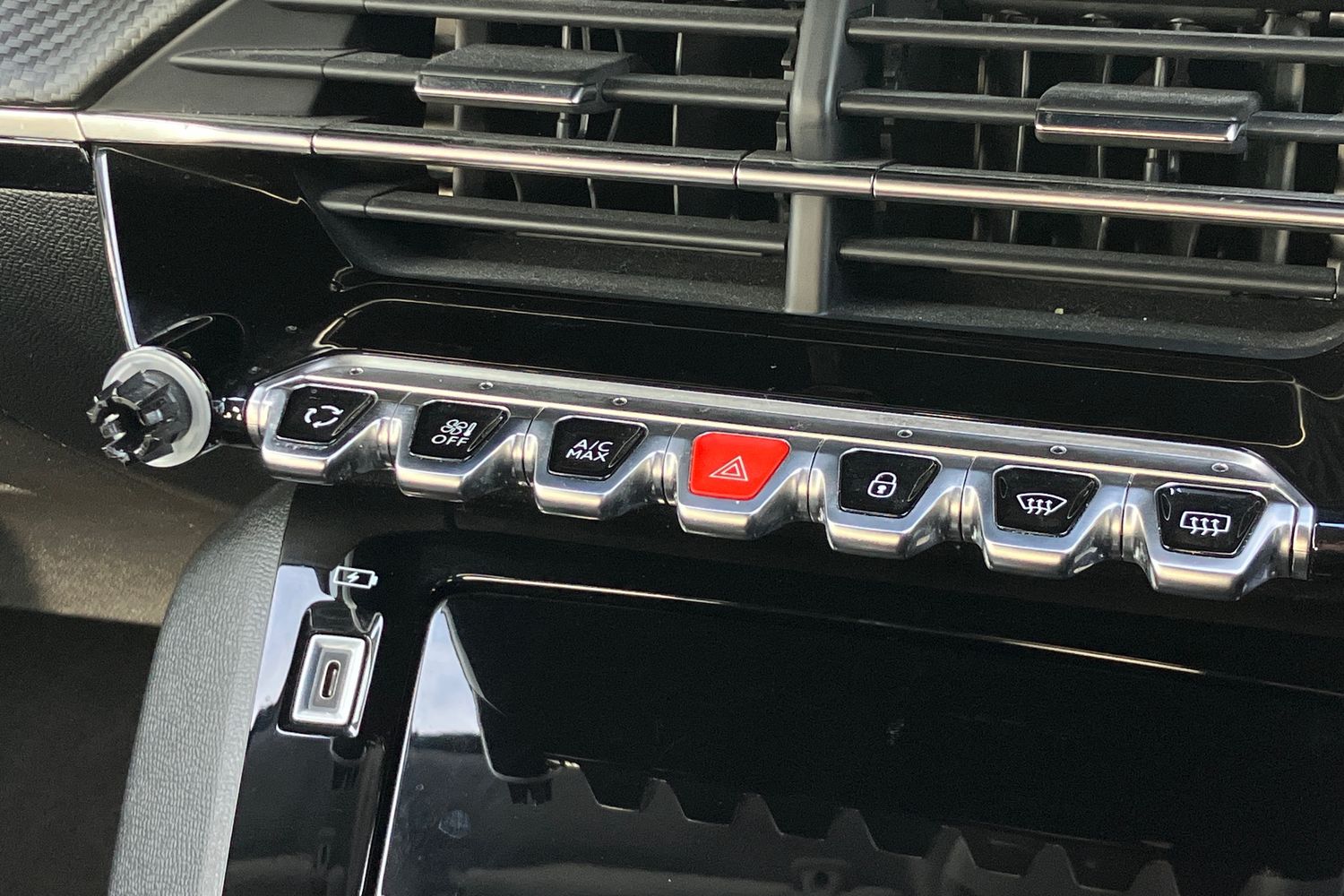 Used Peugeot 208 2021 for sale - 77515178: Photo 12