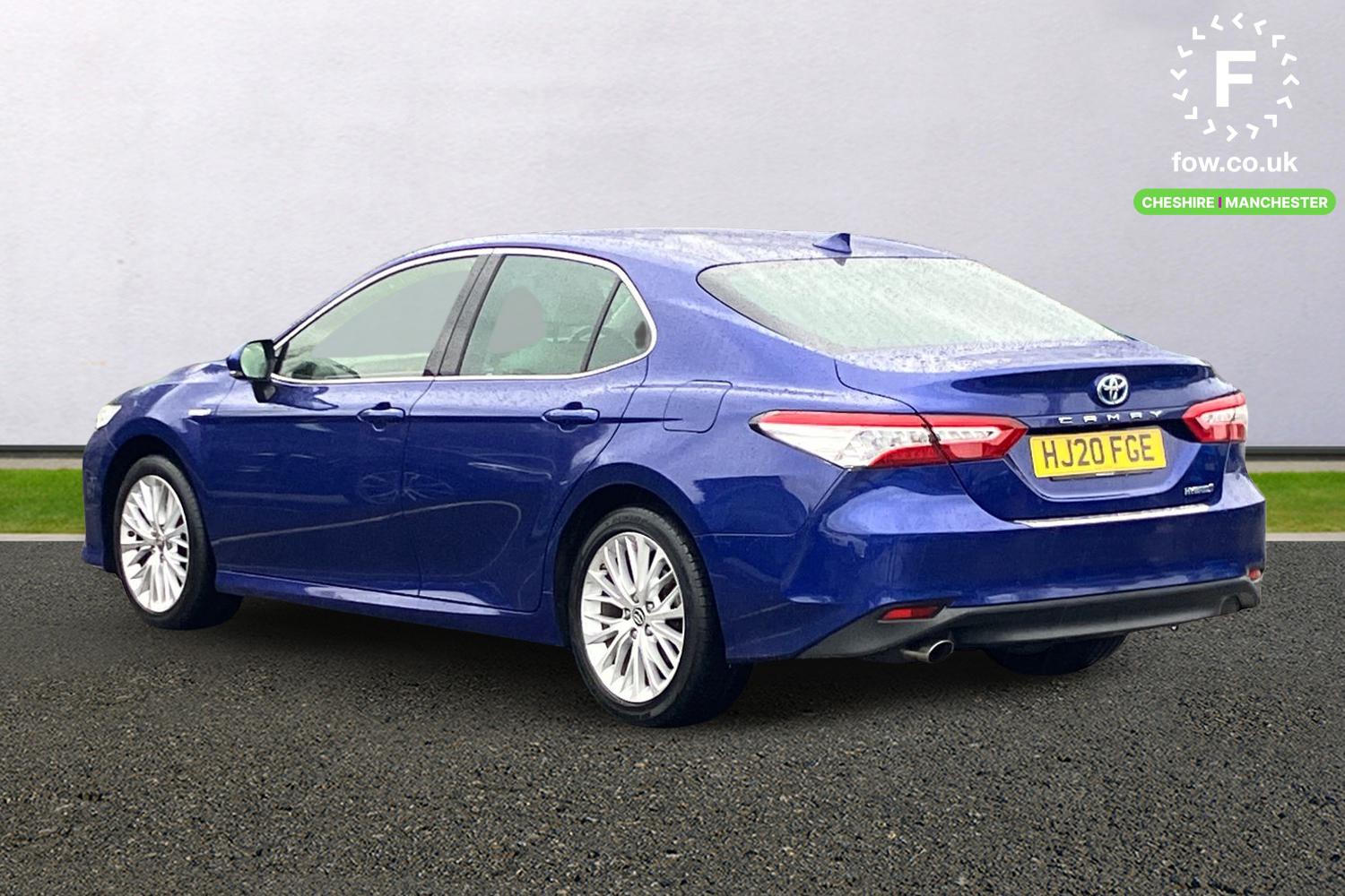 Used Toyota Camry 2020 for sale - 76267977: Photo 2