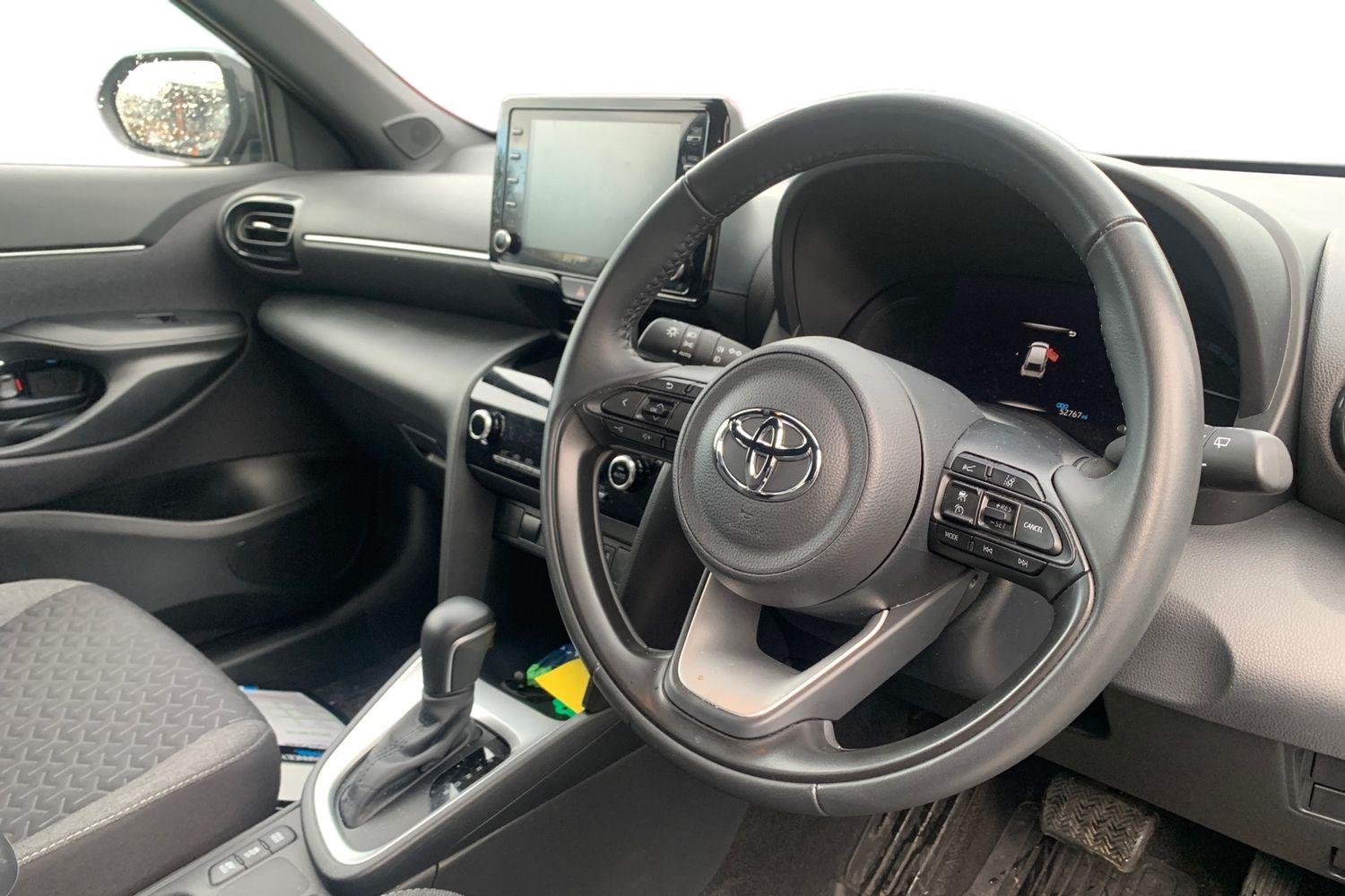 Used Toyota Yaris Cross 2023 for sale - 77187374: Photo 3