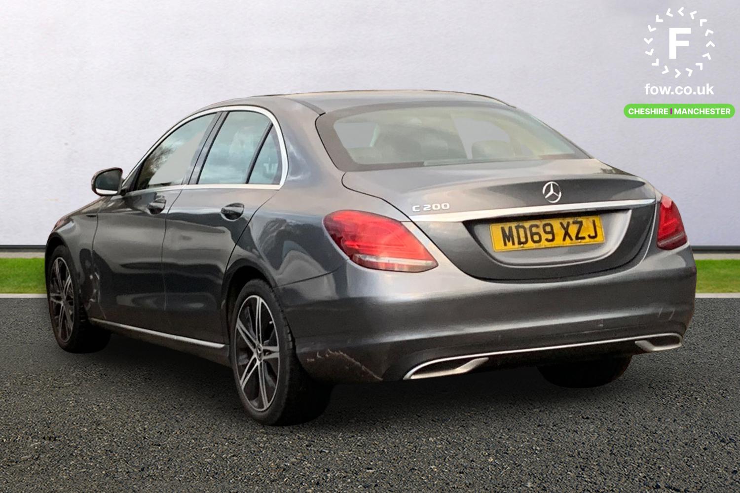 Used Mercedes-Benz C Class 2020 for sale - 76662148: Photo 2