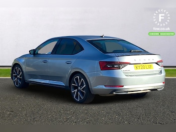 Used Skoda Superb 2020 for sale - 76057518: Photo 2