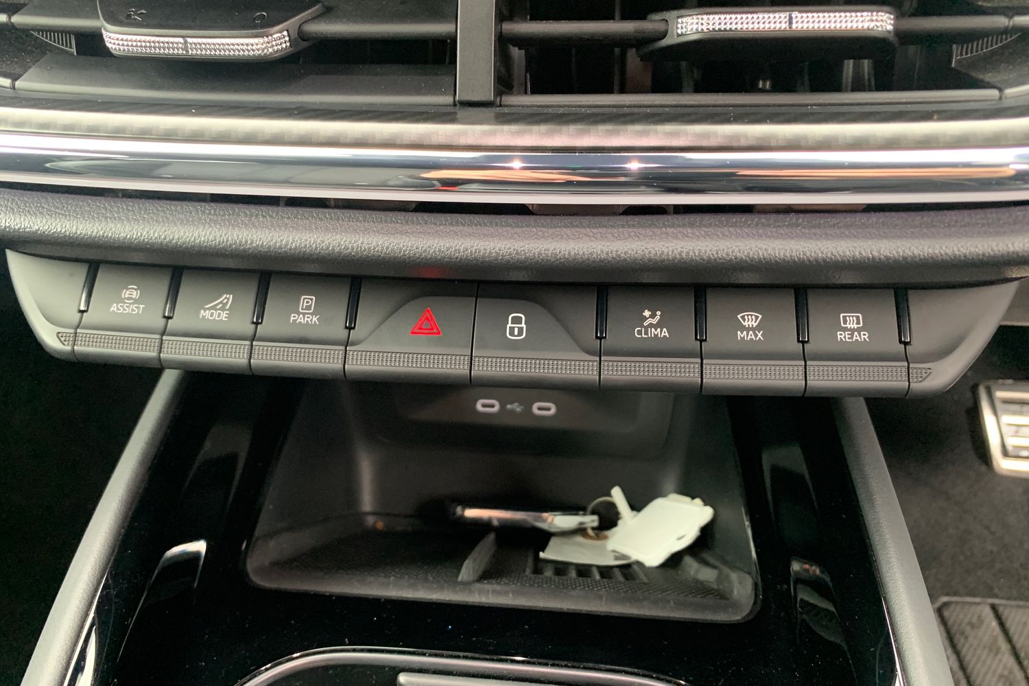 Used Skoda Enyaq 2024 for sale - 76334433: Photo 11