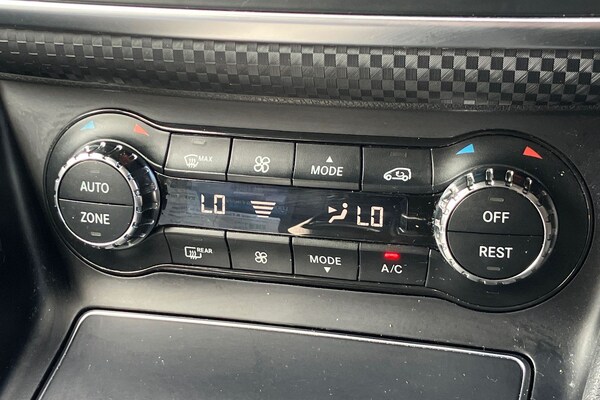 Used Mercedes-Benz A-Class 2018 for sale - 76065293: Photo 10