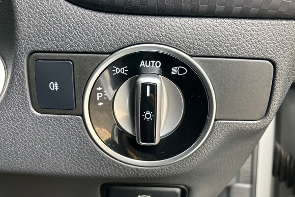 Used Mercedes-Benz A-Class 2018 for sale - 76065293: Photo 18