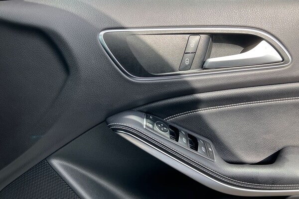 Used Mercedes-Benz A-Class 2018 for sale - 76065293: Photo 19
