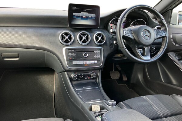 Used Mercedes-Benz A-Class 2018 for sale - 76065293: Photo 4