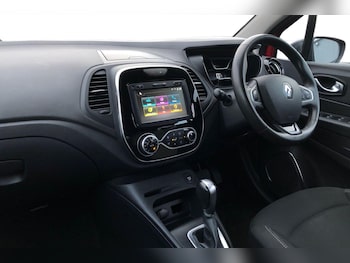 Used Renault Captur 2020 for sale - 77514738: Photo