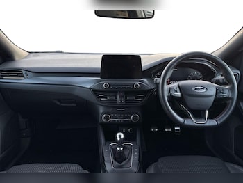 Used Ford Focus 2019 for sale - 78997341: Photo