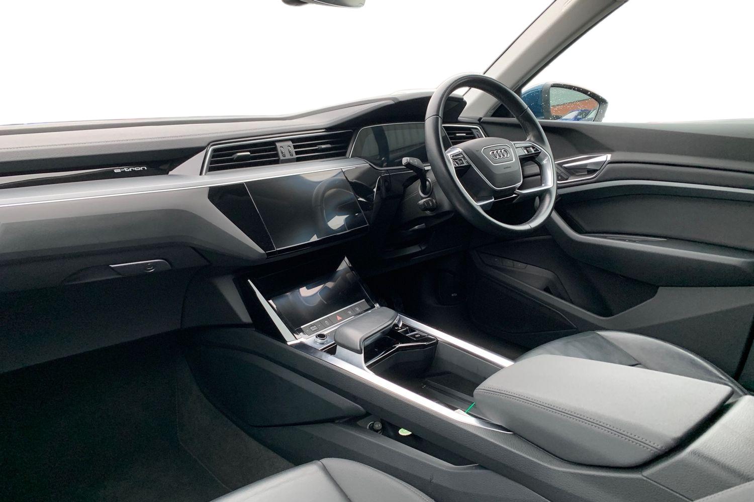 Used Audi e-tron 2021 for sale - 77117888: Photo 4